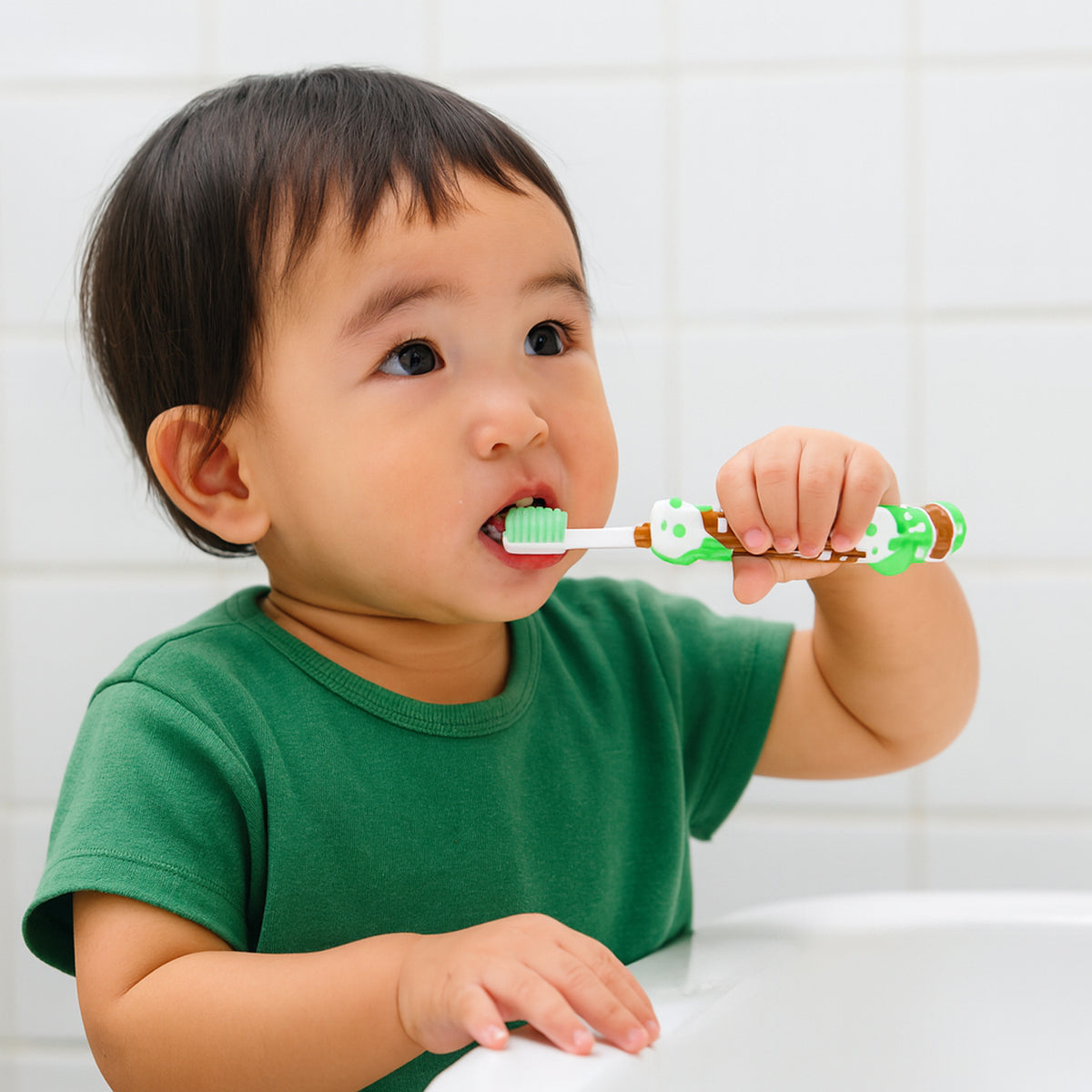 Kids Toothbrush And Ball Keychain Toy Set